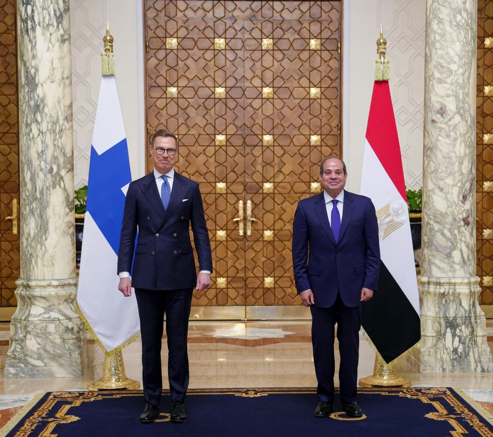 الفنلندي ألكسندر ستوب عن تقديره للرئيس عبد الفتاح السيسى  (2)