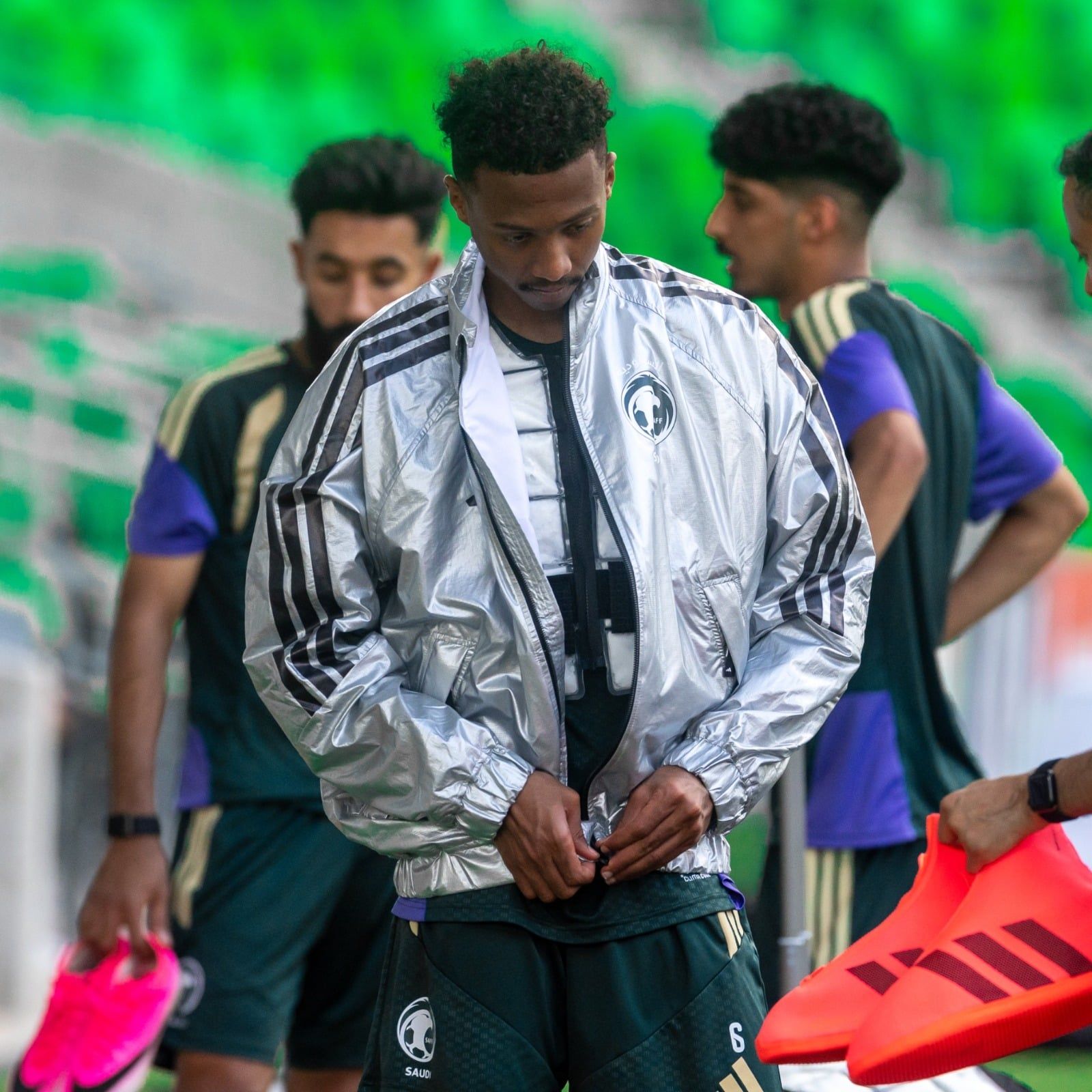كلايما كول جاكت متطور للاعبي المنتخب السعودي
