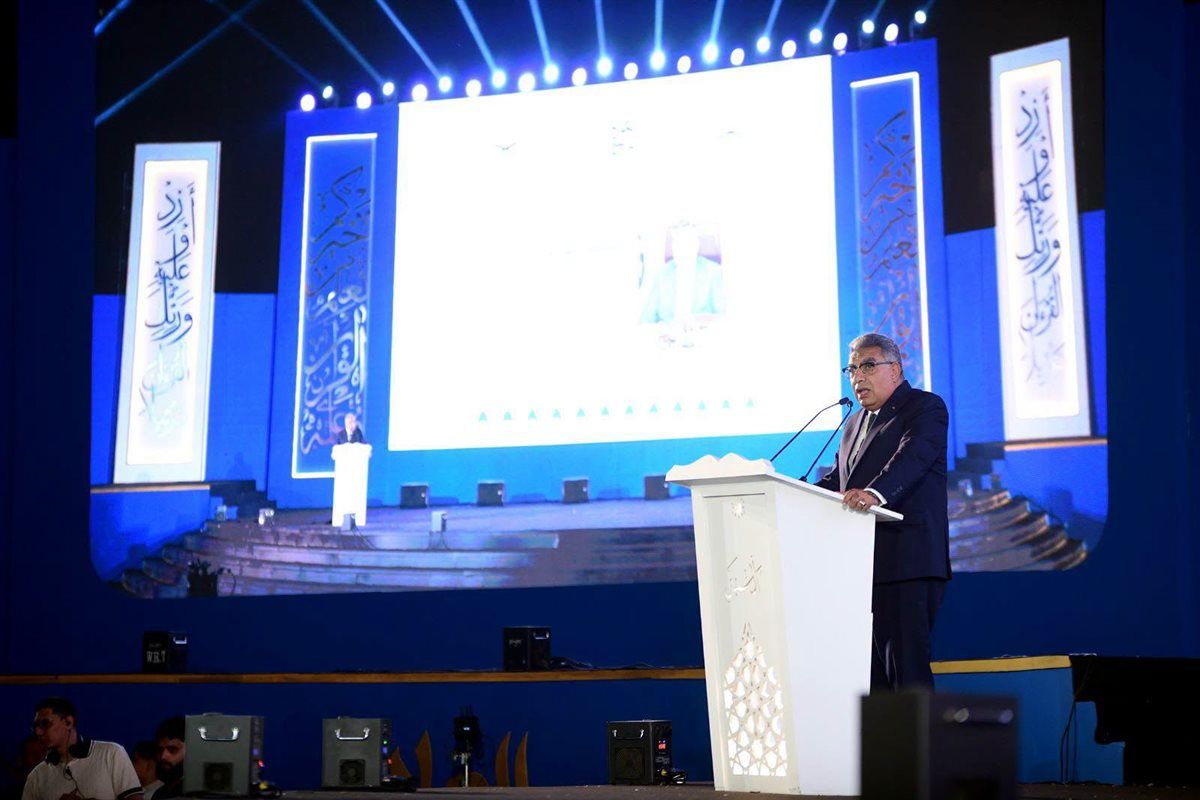 c5c33e60a0.jpg