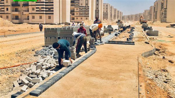 الإسكان تراجع موقف مشروعات "الزهراء" و"المرحلة السادسة" و"ديارنا" بمدينة 15 مايو