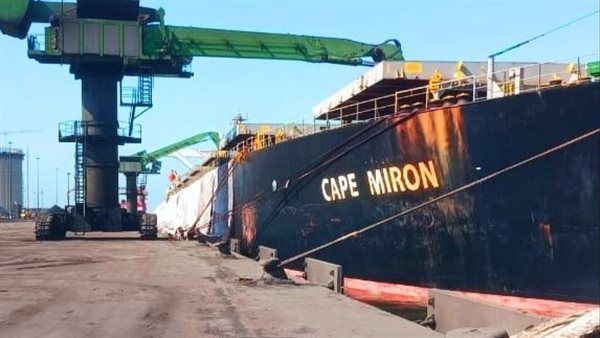 ميناء شرق بورسعيد يستقبل السفينة "CAPE MIRON" بمحطة "سكاي بورتس" متعددة الأغراض