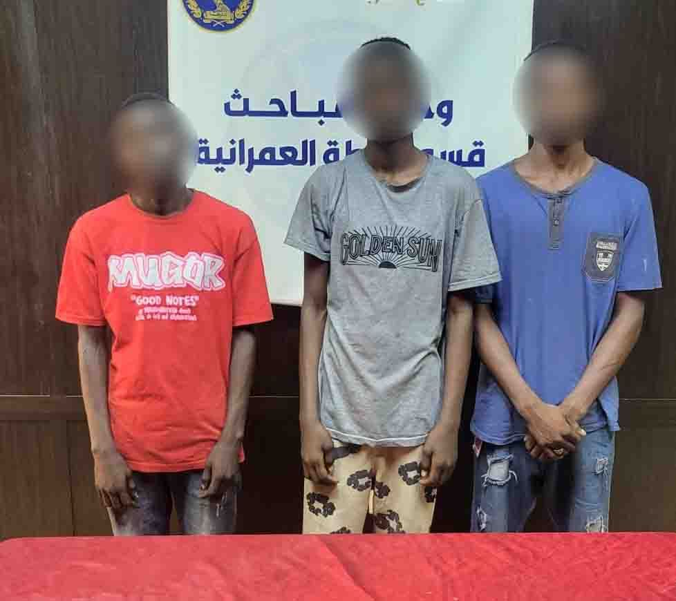 ضبط 3 أجانب بعد تداول فيديو يوثق تعاطيهم المواد المخدرة في أحد شوارع الجيزة، فيتو