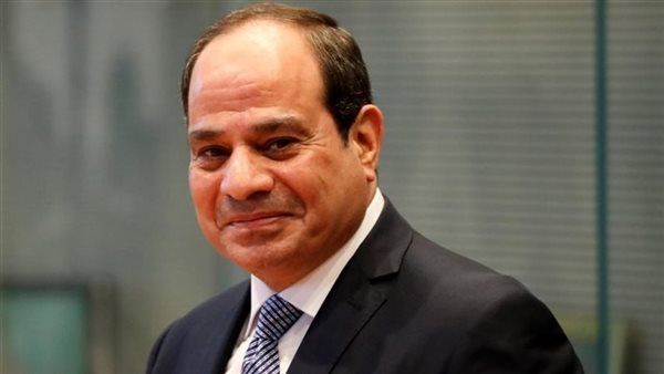 السيسي يؤكد أهمية تعزيز التعاون مع البحرين في المجالات الاقتصادية والتجارية والاستثمارية