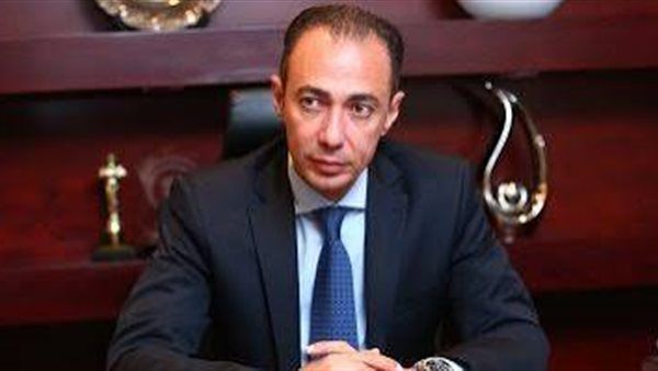 رئيس صحة النواب شريف باشا لـ فيتو: الطبيب غير المدرب “قنبلة موقوتة”.. ويجب إعداد استراتيجية تدريب موحدة للأطباء لإعادة السمعة العالمية للطب المصري
