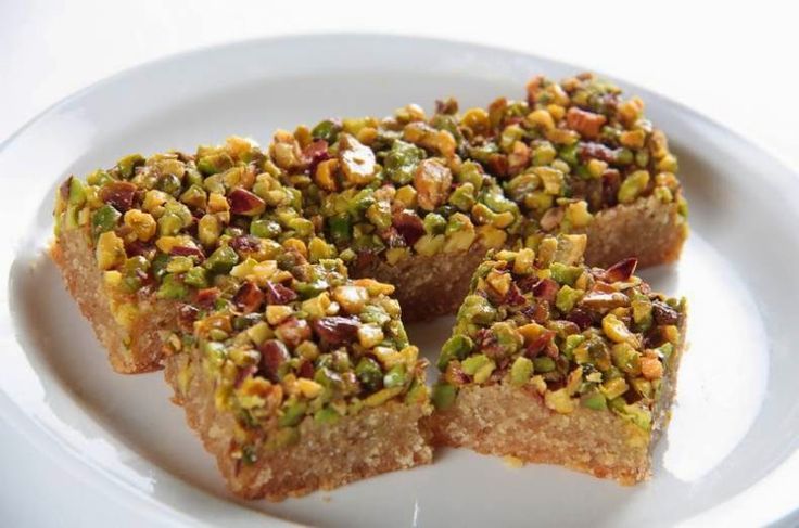 الهريسة بالفستق
