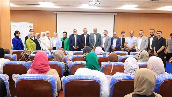 "اسبقي بخطوة" تطرق أبواب سيدات القناة للكشف المبكر والوقاية من سرطان عنق الرحم