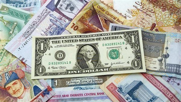 أسعار العملات الأجنبية والعربية أمام الجنيه في البنوك المصرية