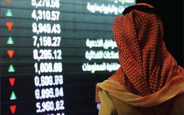 مؤشر "تاسي" يعزز مكاسبه بدعم قطاعي البنوك والمواد الأساسية