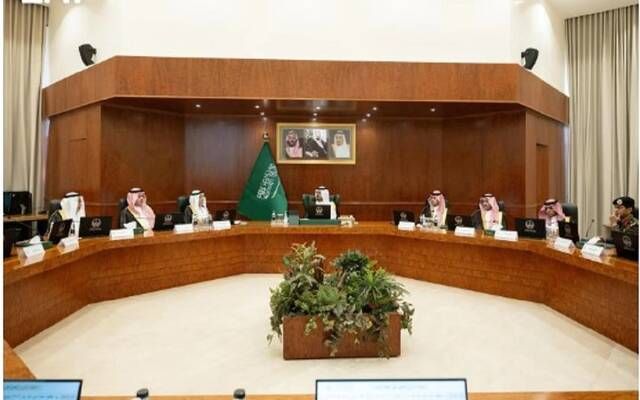 لجنة الحج والعمرة بمكة تستعرض خدمات المعتمرين وترتيبات موسم حج 1448هـ