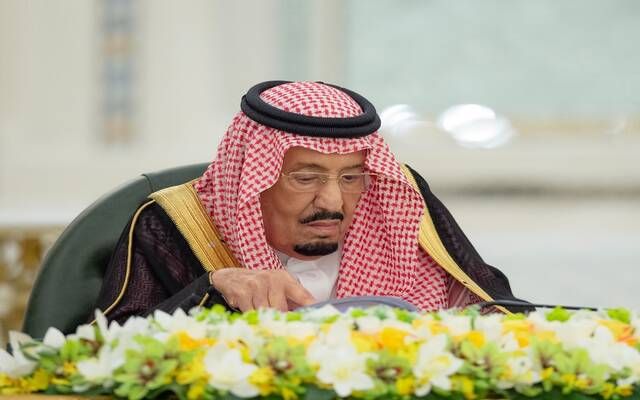 مجلس الوزراء يصدر 12 قراراً في اجتماعه برئاسة خادم الحرمين الشريفين