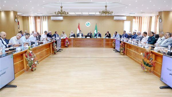 قبل الدراسة.. محافظ الشرقية يشدد على جاهزية المدارس وتأمين محيطها
