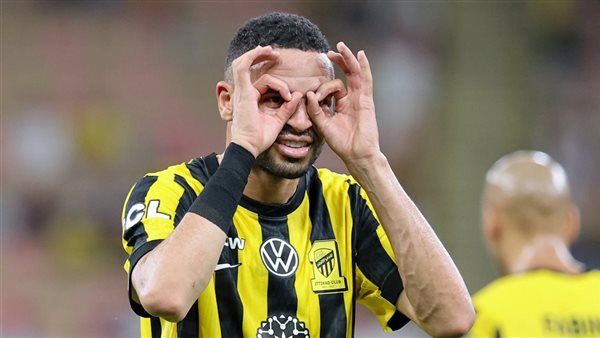 يوسف النصيري يقود هجوم الاتحاد أمام الفتح في الدوري السعودي