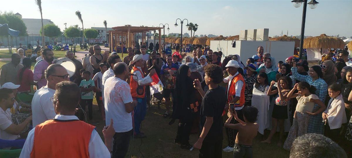 جانب من فاعليات شارع الفن بشاطئ الفيروز بالإسماعيلية، فيتو
