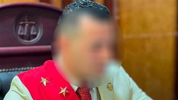 اليوم، الحكم على القاضي المزيف بتهمة النصب على سيدة والاستيلاء على 200 ألف جنيه