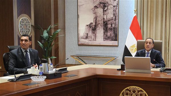 ثالث اجتماعات مؤتمر أكتوبر.. مدبولي يطالب بكشف تحديات الشباب ووضع خارطة طريق
