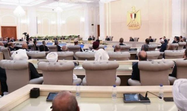الرئيس السيسى: مصر لديها 4500 قرية تضم 50% من الشعب وحريص على لقاء العمد
