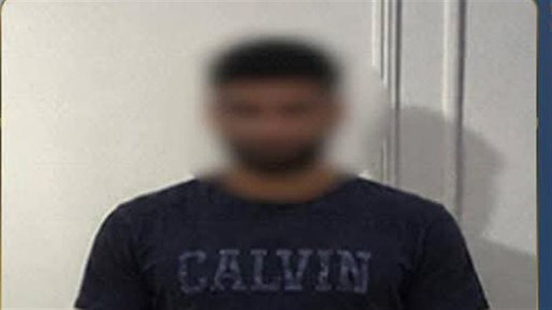 طالب يتهم والده بتعاطي