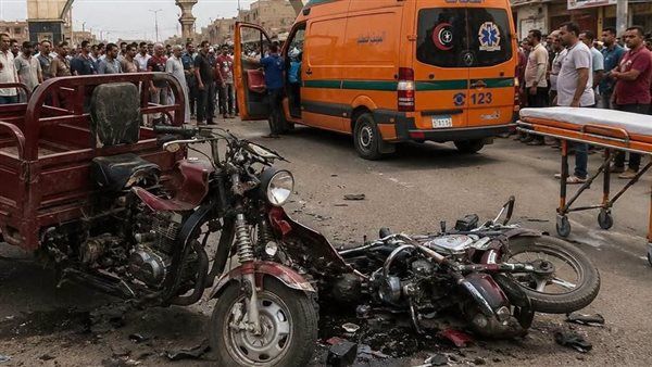 مصرع شاب في تصادم سيارة ملاكي ودراجة نارية أمام مدخل المنصورة الجديدة