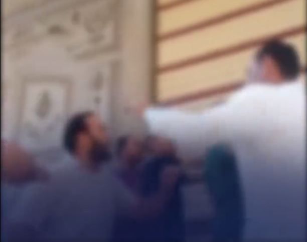 مشاجرة عنيفة بين 9 أشخاص في البحيرة بسبب قطعة أرض