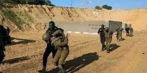 حماس:
      مستعدون
      لتبادل
      الجنود
      الإسرائيليين
      الأسرى
      بكل
      المعتقلين
      الفلسطينيين