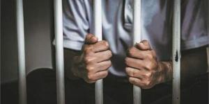 حبس
      6
      أشخاص
      بتهمة
      ارتكاب
      جرائم
      سرقات
      فى
      3
      محافظات
