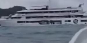جنوح سفينة سياحية في المحيط الهادئ وإجلاء 30 راكبا.. فيديو