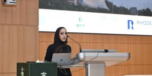 وفد برنامج " رودس" بجامعة أكسفورد يزور جامعة الملك عبدالعزيز لبحث إلتحاق الطلبة بالفرص التعليمية - ترند نيوز