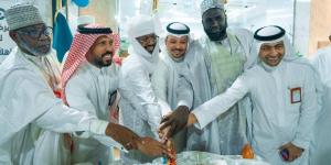 بالزمزم والهدايا والأناشيد... رحلات تستقبل الفوج الأول من حجاج تشاد  - ترند نيوز