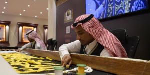 كم مرحلة تمر بها صناعة كسوة الكعبة المشرفة؟ - ترند نيوز