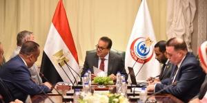 وزير الصحة يبحث نقل تكنولوجيا تصنيع كواشف وأنظمة فصائل الدم إلى مصر