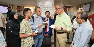 محافظ الجيزة يتفقد المركز التكنولوجي بحي العجوزة لمتابعة مستوى الخدمات المقدمة للمواطنين