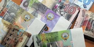 تعرف على سعر الدينار الكويتي مقابل الجنيه في 5 بنوك