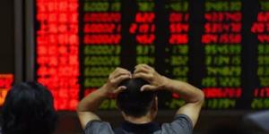 الأسهم الآسيوية تتراجع مع بقاء خام برنت فوق 100 دولار