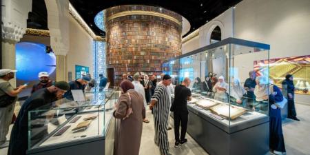 متحف القرآن الكريم يستعرض نسخة نادرة 
من أول ترجمة ألمانية لمعاني القرآن الكريم - ترند نيوز