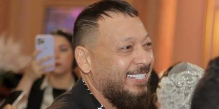 المطرب أحمد العيسوي يجري قسطرة قلبية وتركيب دعامتين
