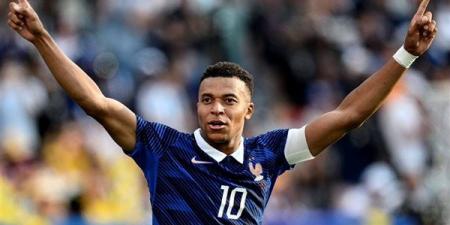 لماذا تصدر مبابي ترتيب هدافي كأس العالم رغم التساوي مع ميسي؟