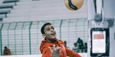 نجم الأهلي ينتقل رسميا إلى صفوف كالاماتا اليوناني