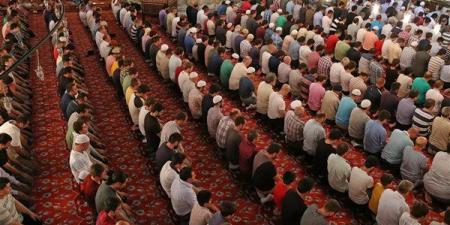 موعد أذان العشاء اليوم الخميس 9 - 7 - 2026 في القاهرة والمحافظات