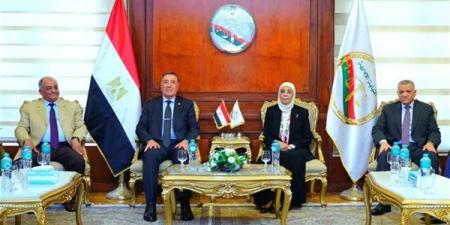 رئيس المحكمة الدستورية يثمن جهودٍ النيابة في مكافحة الفساد المالي والإداري