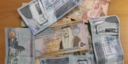 سعر الدينار الأردني أمام الجنيه في البنك المركزي اليوم الجمعة