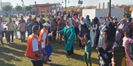 ضمن فاعليات "شارع الفن"، فرقة الإسماعيلية للآلات الشعبية تحيي حفلا على ضفاف بحيرة التمساح (صور)