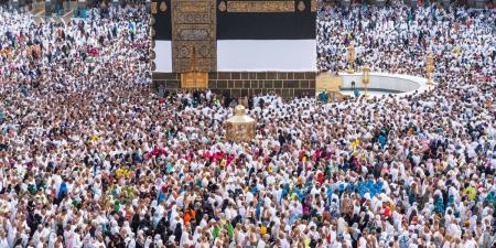 تبدأ من 450 ألف جنيه.. التفاصيل الكاملة لـ تأشيرات الحج المباشر بوزارة السياحة