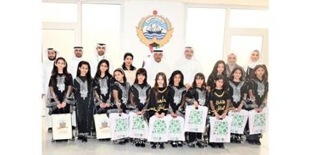 «التجاري» يرعى زيارات المدارس بالتعاون مع «الفروانية»