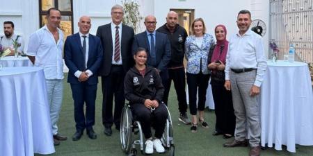 التجديف المصري يعزز التعاون مع هولندا ويكرم بطلة العالم ملك غانم