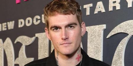 بعد أيام من وفاته المفاجئة، حرق جثمان بريسلي جيربر نجل عارضة الأزياء سيندي كروفورد