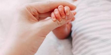 متى يحصل الطفل على لقاح التهاب الكبد B؟