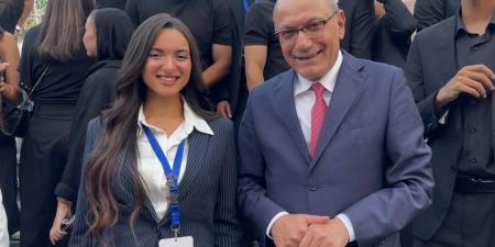 مشاركة نورين السيد طالبة القانون بالجامعة الألمانية في المحاكاة الدولية للمناخ «COP 31»