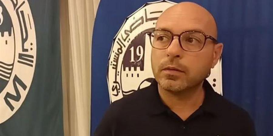 رئيس
      الاتحاد
      المنستيري
      التونسي
      يكشف
      موقف
      الأهلي
      من
      صفقة
      هشام
      بكار