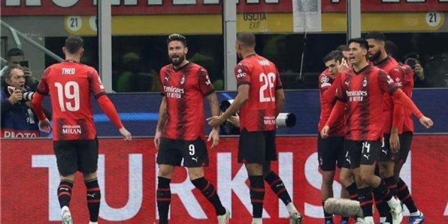 الدوري
      الإيطالي،
      ميلان
      يخطف
      فوزا
      صعبا
      من
      فيورنتينا
      بهدف