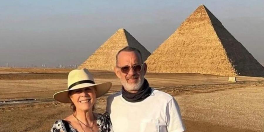"الزيارة
      الثانية
      خلال
      عام"..
      توم
      هانكس
      وزوجته
      في
      مصر